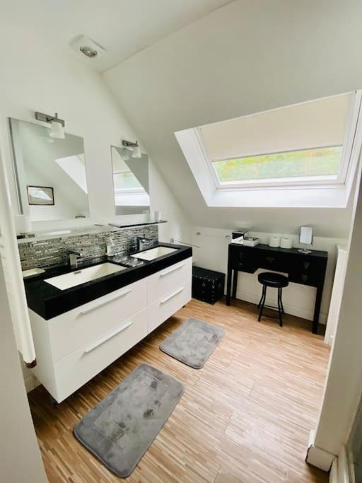 Le Grand Large Superbe Appartement Vue Sur Mer Hautot-sur-Mer Luaran gambar
